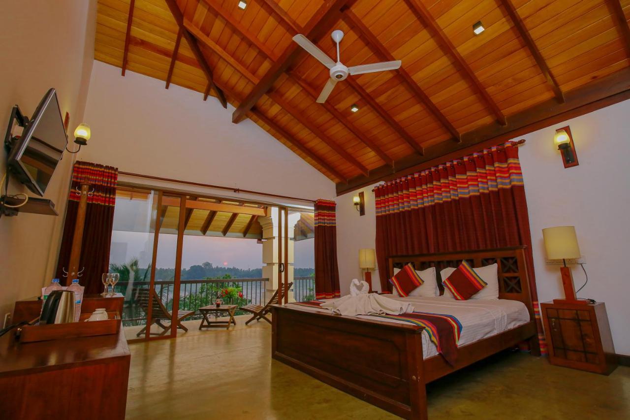 Diya Dahara Lake Resort Yala Exterior foto