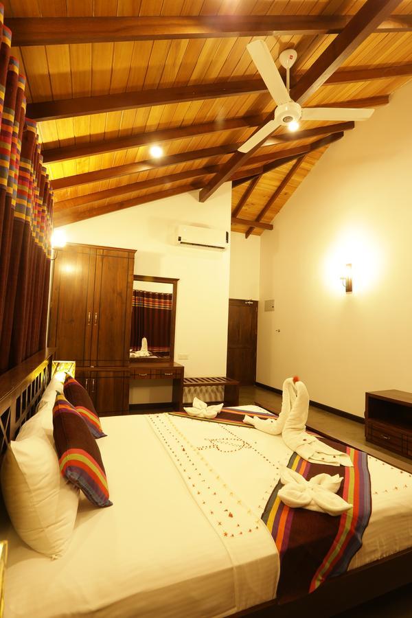 Diya Dahara Lake Resort Yala Exterior foto